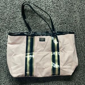 Victoria Tote Bag